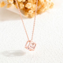 Colier Cub rose gold