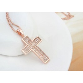 Colier cruce rose gold