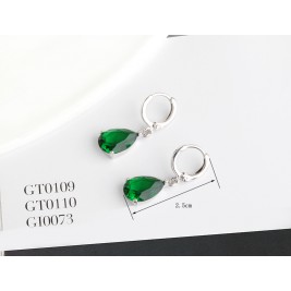 Cercei Daphnie emerald